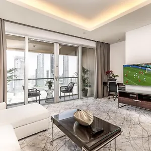 فندق Emaar Residences - Attached To Kempinski Avenue, دبي