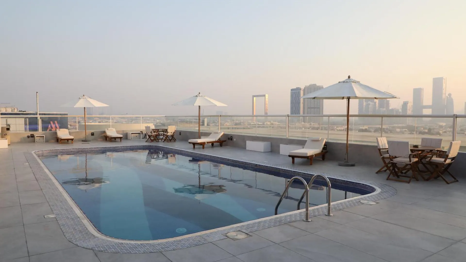 Wescott Plaza Hotel Apartments Llc Formerly West Zone Plaza Hotel Apts Dubai 4*,